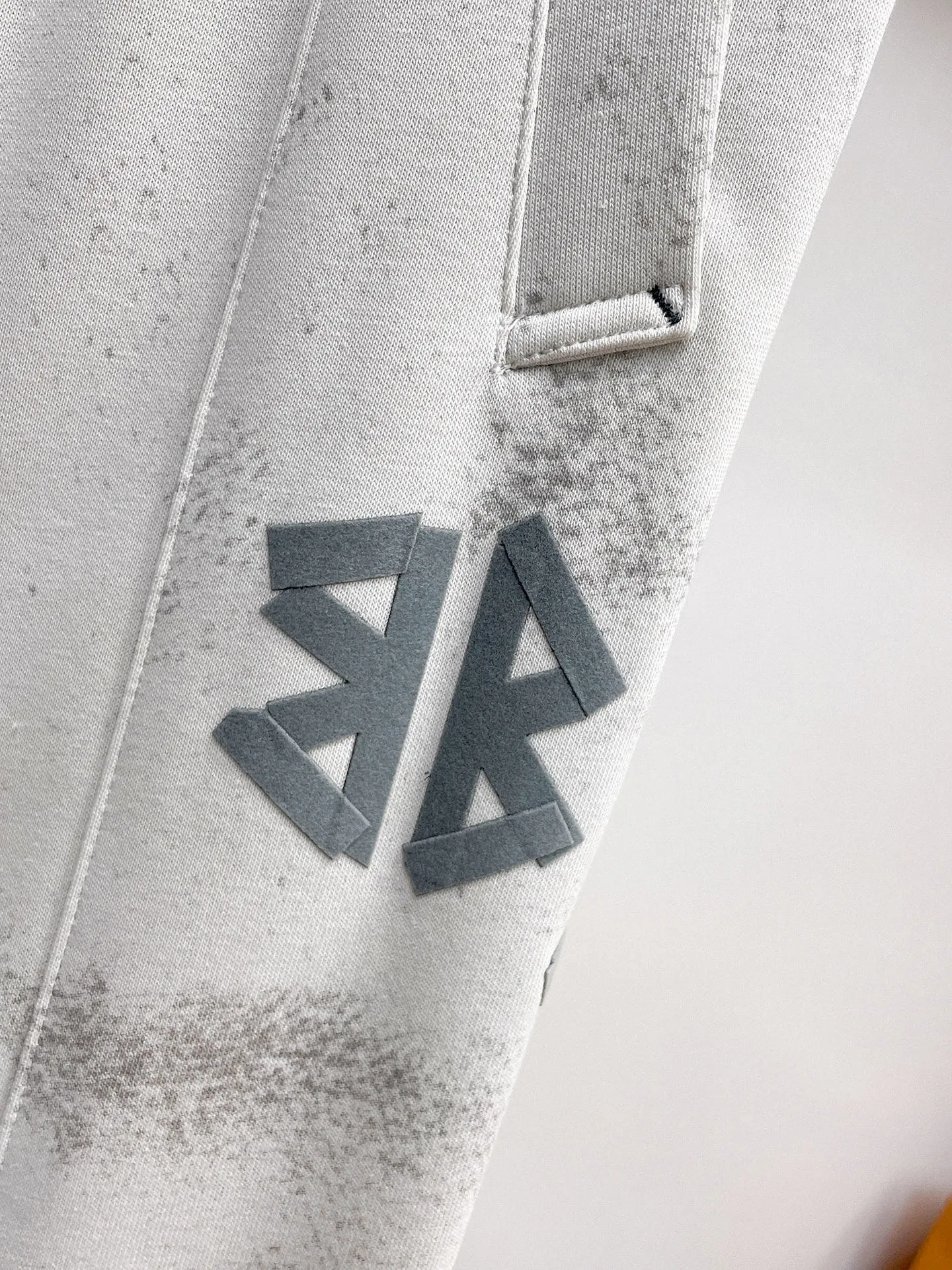 Balenciaga 🆕2026 Autumn and Winter New Arrival Casual Pants! 🎁On sale simultaneously on the official website. Brand Classic LOGO casual pants, customized fabrics, excellent comfort and strong touch. Highly recognisable, perfect appearance and craftsmanship. Size:M-3XL